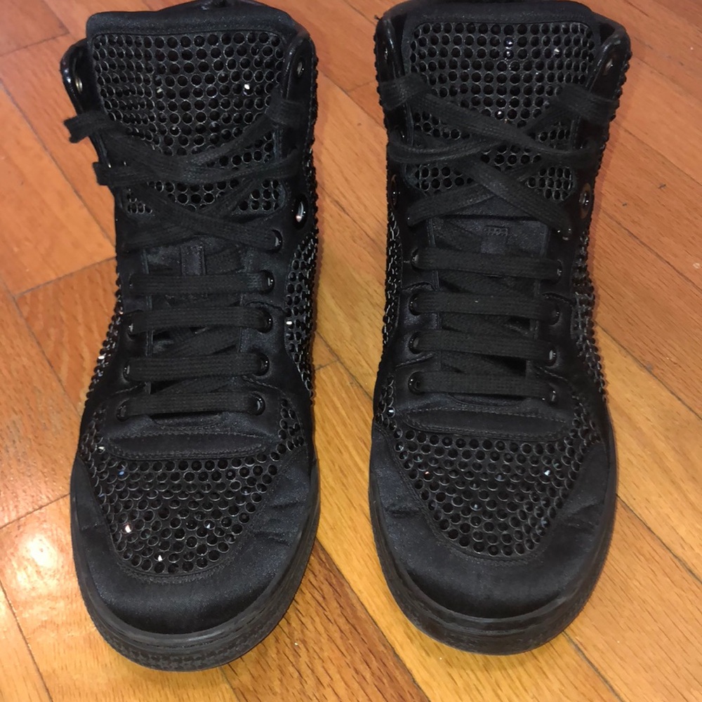 Black Gucci sneakers